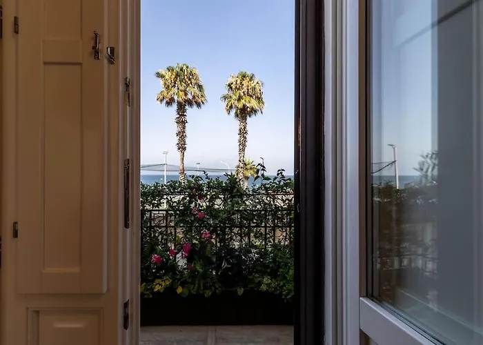 Cconforthotels Domus Venezia Bari