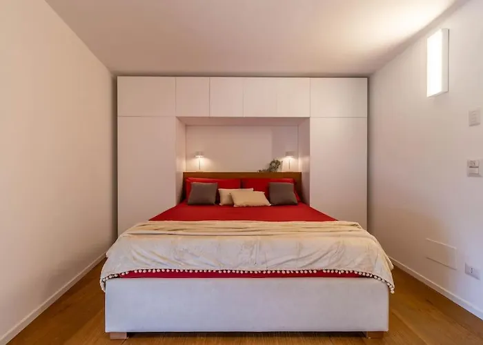 Cconforthotels Domus Venezia 4* Bari