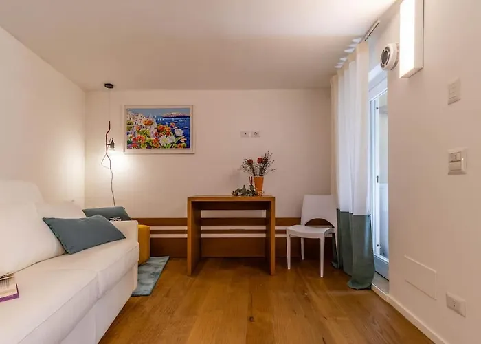 Cconforthotels Domus Venezia Lägenhet Bari